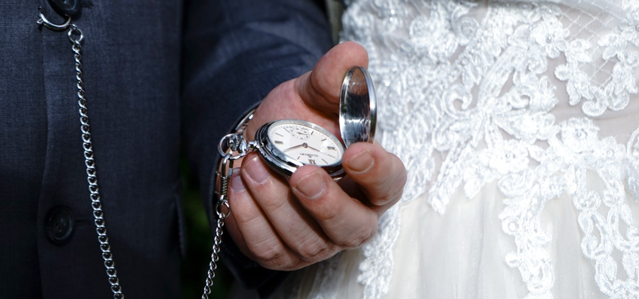 Taschenuhren – klassische Eleganz für den besonderen Tag